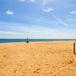 Homeholidaysrentals Regard